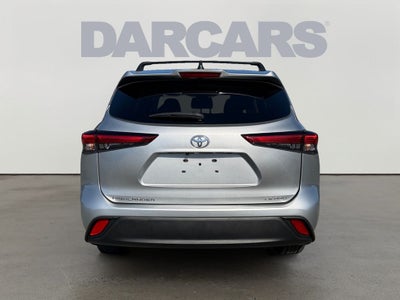 2022 Toyota Highlander LE