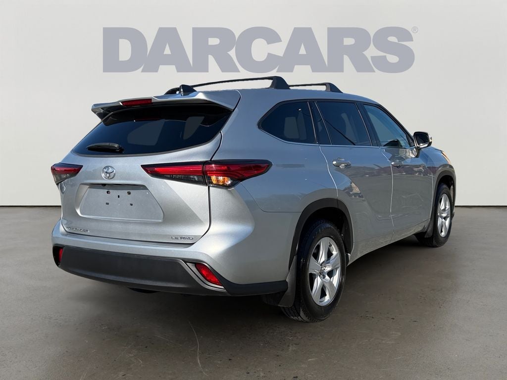 2022 Toyota Highlander LE