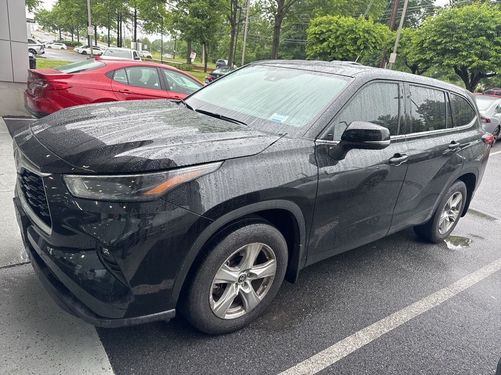 2022 Toyota Highlander LE