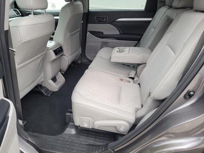 2017 Toyota Highlander LE Plus
