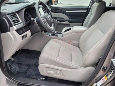 2017 Toyota Highlander LE Plus