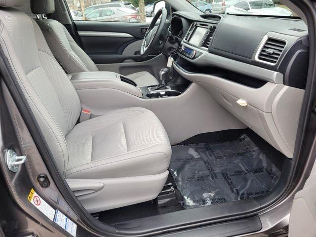 2017 Toyota Highlander LE Plus