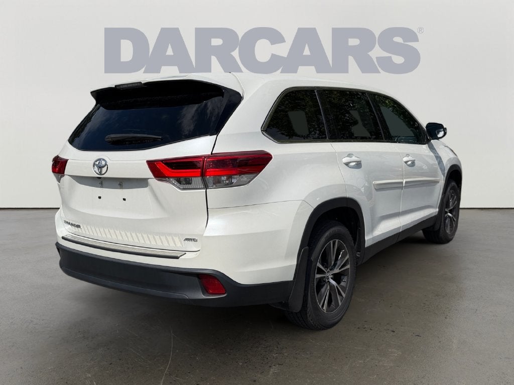 2019 Toyota Highlander LE