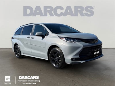 2026 Toyota Sienna Woodland Edition 7 Passenger