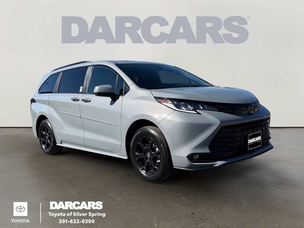 2026 Toyota Sienna Woodland Edition 7 Passenger