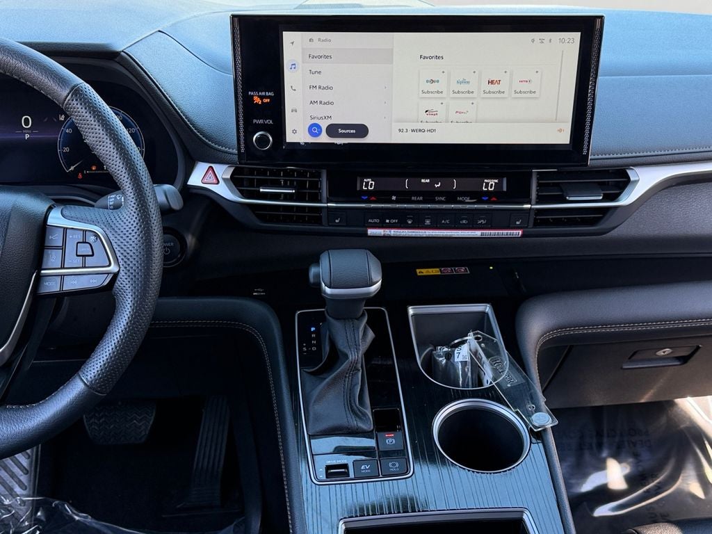 2026 Toyota Sienna Woodland Edition 7 Passenger