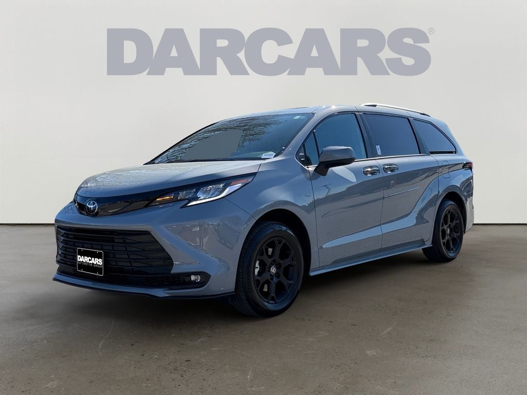 2026 Toyota Sienna Woodland Edition 7 Passenger