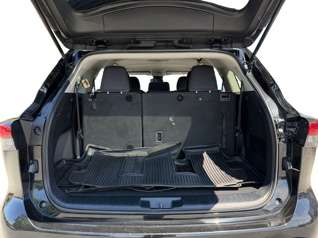 2021 Toyota Highlander L