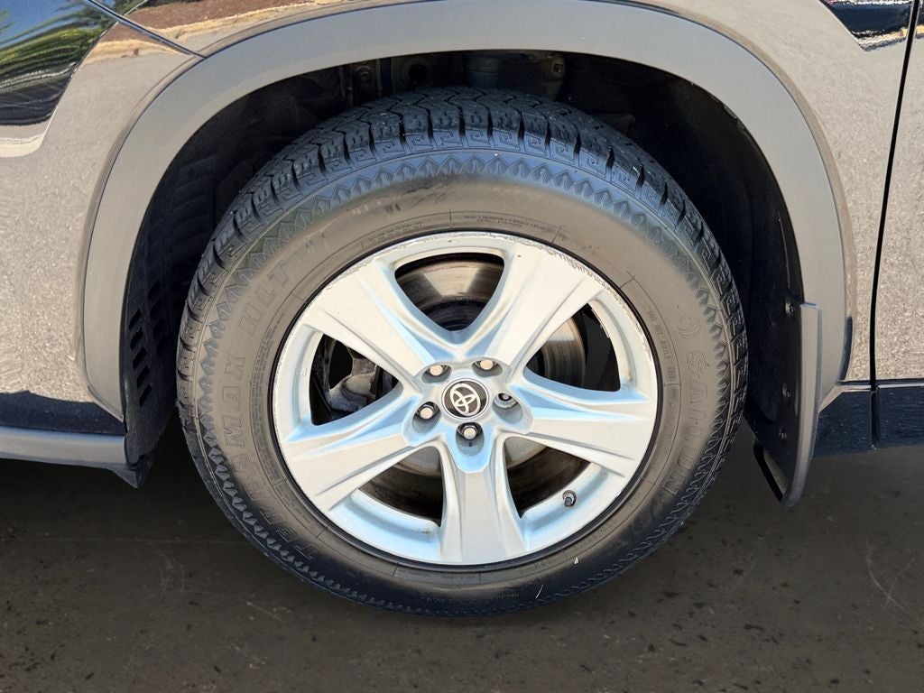 2021 Toyota Highlander L