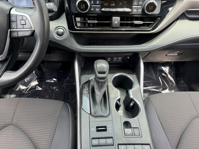 2022 Toyota Highlander L