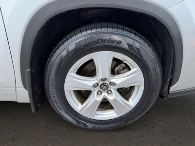 2022 Toyota Highlander L