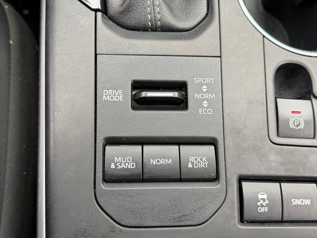 2022 Toyota Highlander L