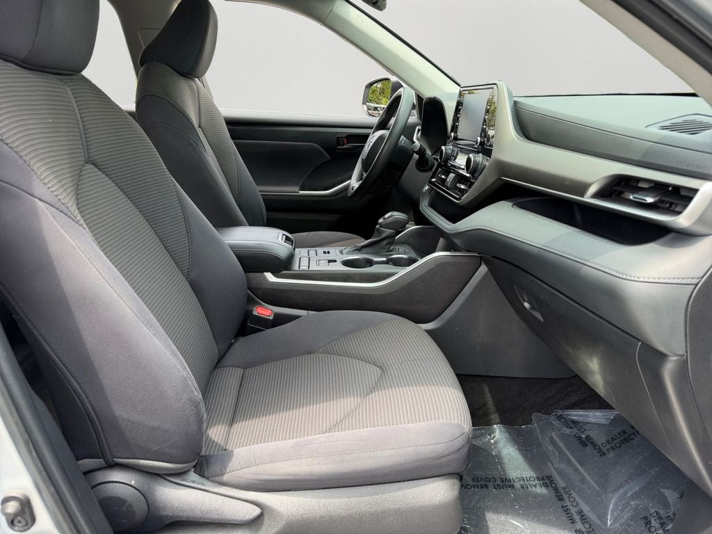2022 Toyota Highlander L