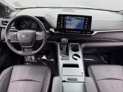 2024 Toyota Sienna XSE 7 Passenger