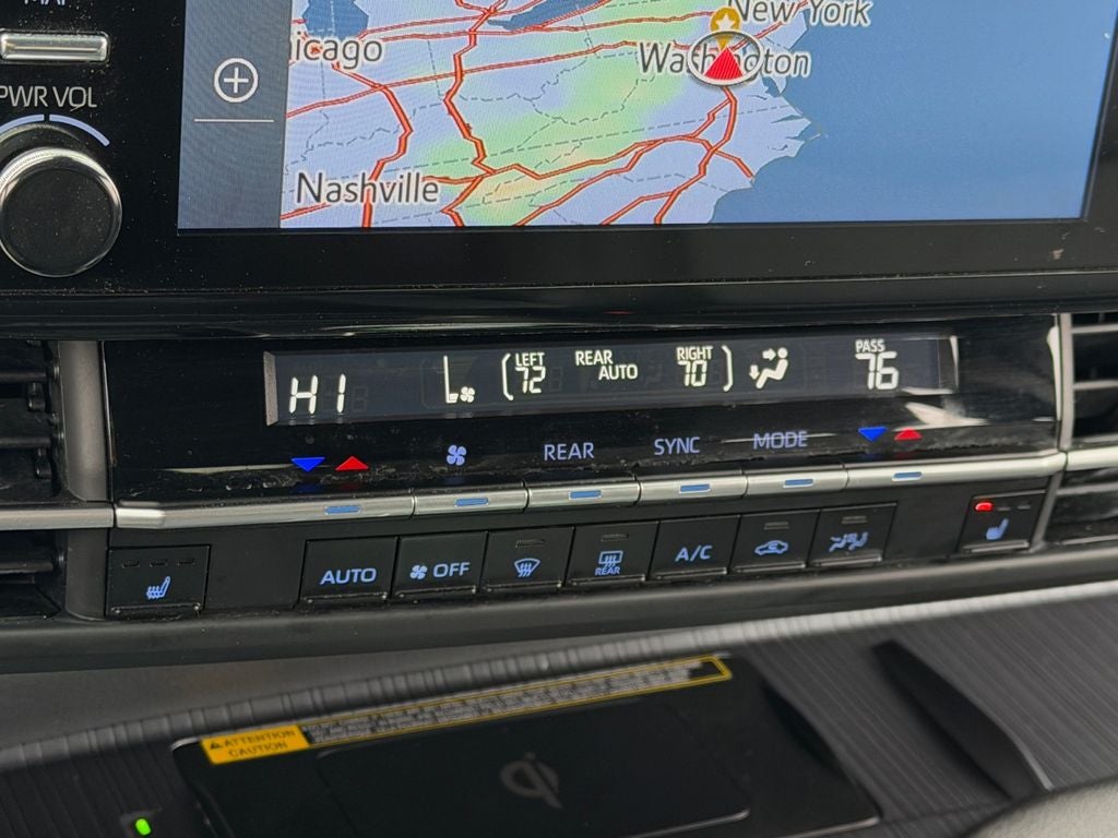 2024 Toyota Sienna XSE 7 Passenger