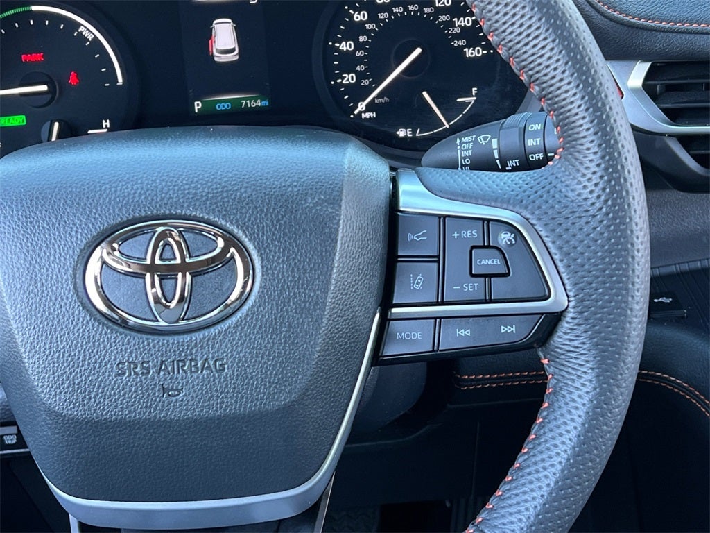 2024 Toyota Sienna XSE 7 Passenger