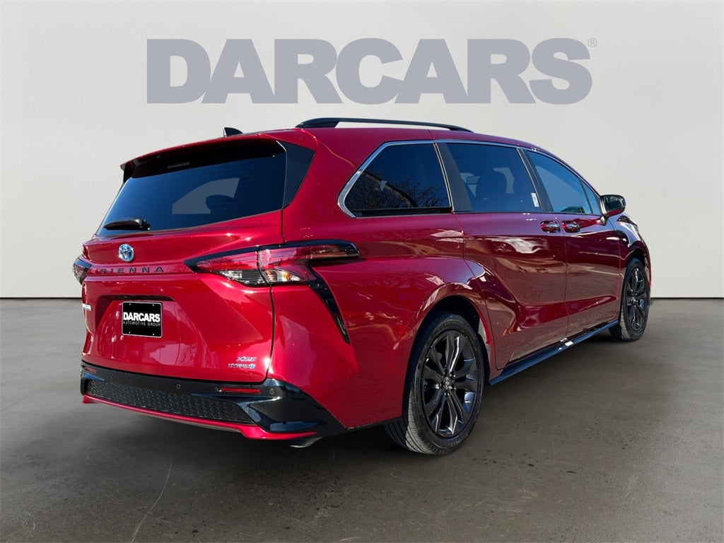 2024 Toyota Sienna XSE 7 Passenger
