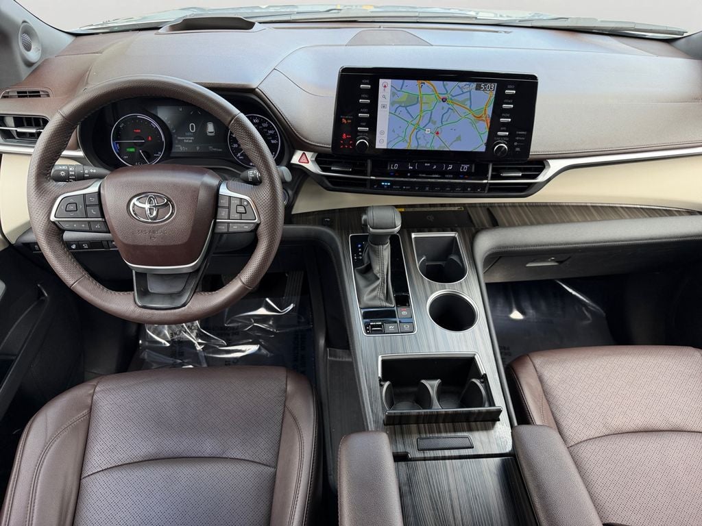 2024 Toyota Sienna Platinum 7 Passenger