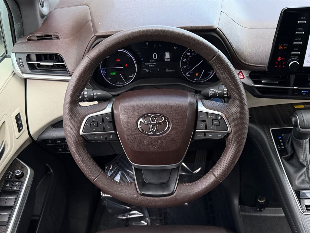 2024 Toyota Sienna Platinum 7 Passenger
