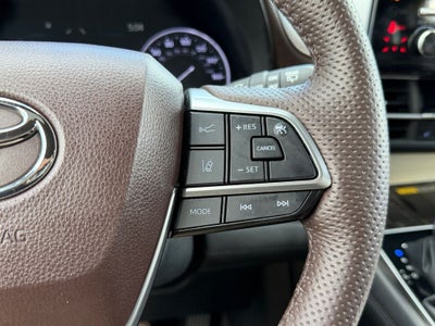 2024 Toyota Sienna Platinum 7 Passenger