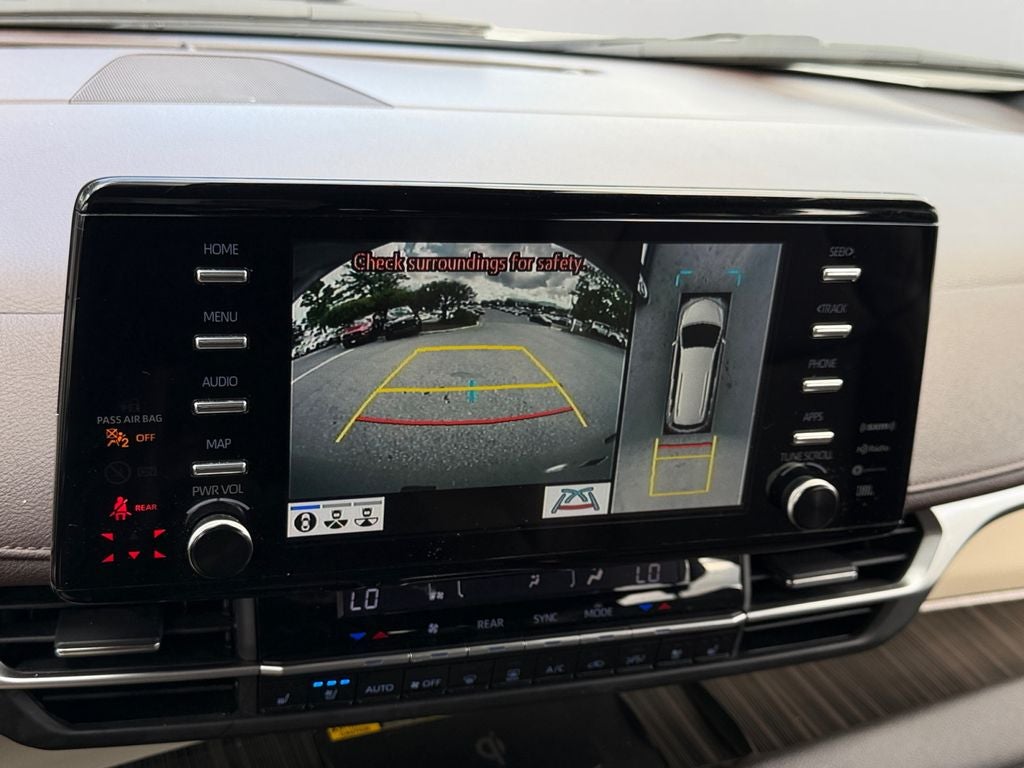 2024 Toyota Sienna Platinum 7 Passenger