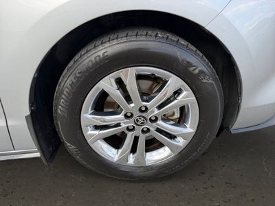 2024 Toyota Sienna Platinum 7 Passenger