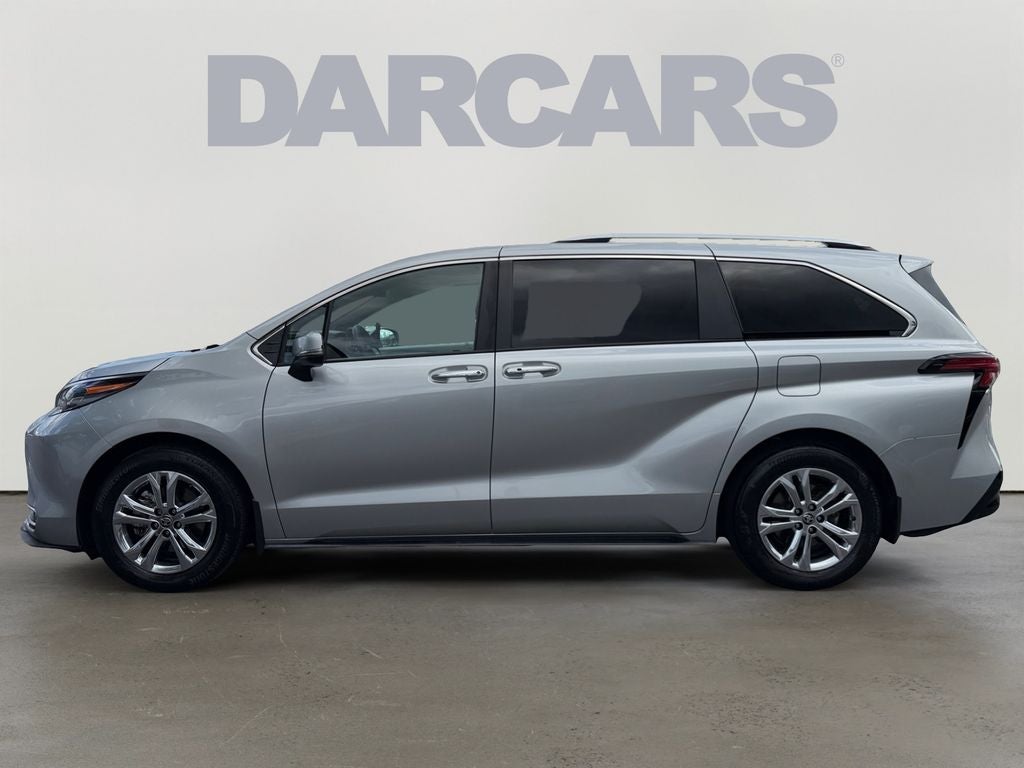 2024 Toyota Sienna Platinum 7 Passenger