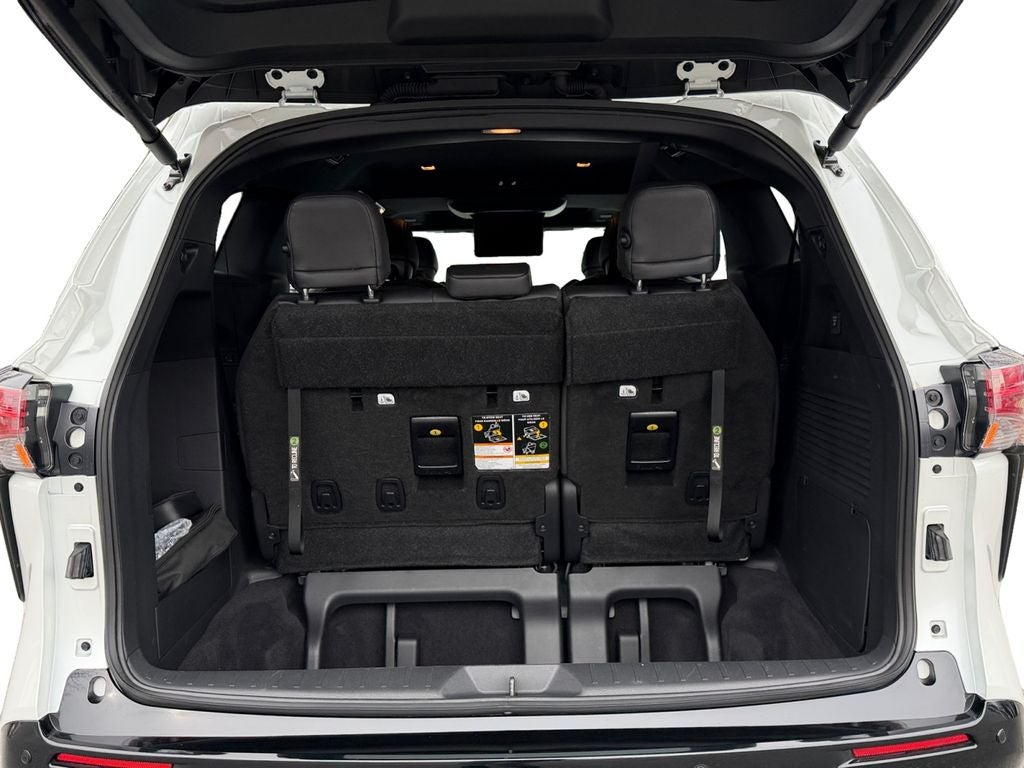2025 Toyota Sienna Platinum 7 Passenger