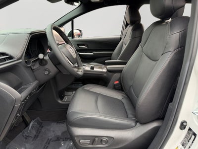 2025 Toyota Sienna Platinum 7 Passenger