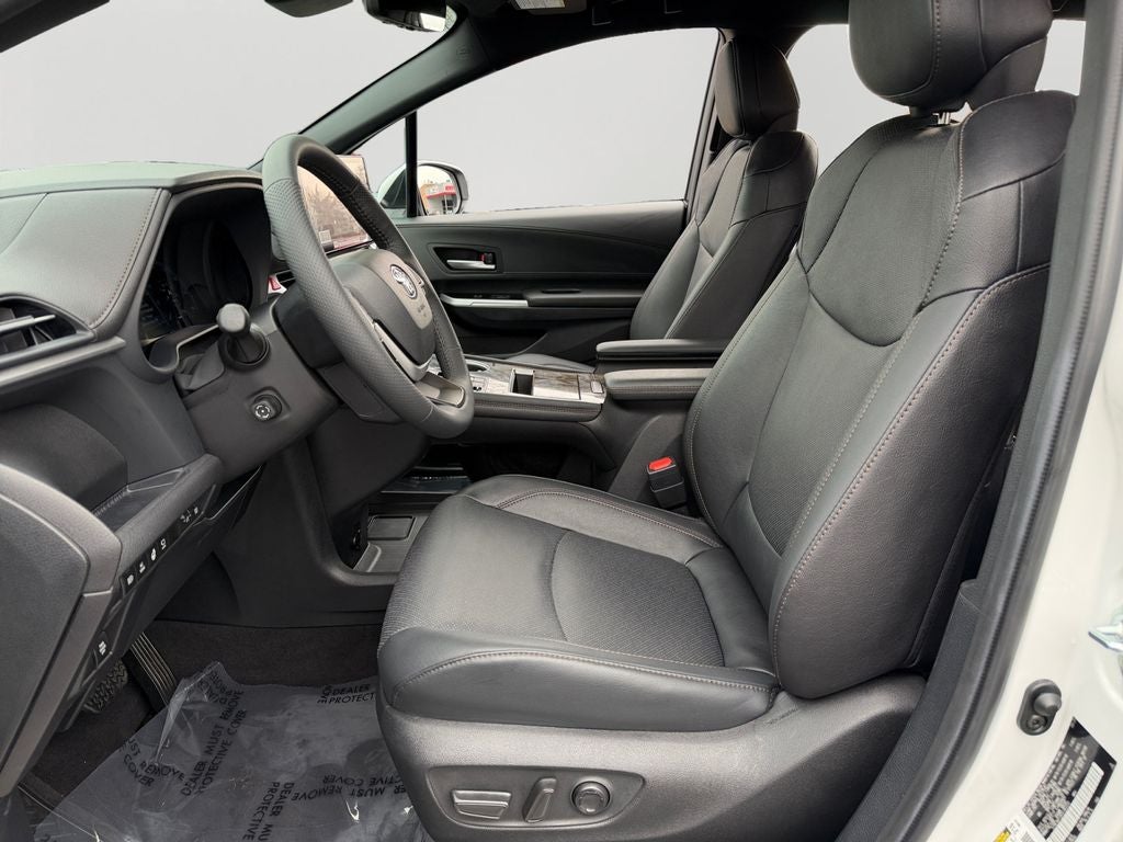 2025 Toyota Sienna Platinum 7 Passenger
