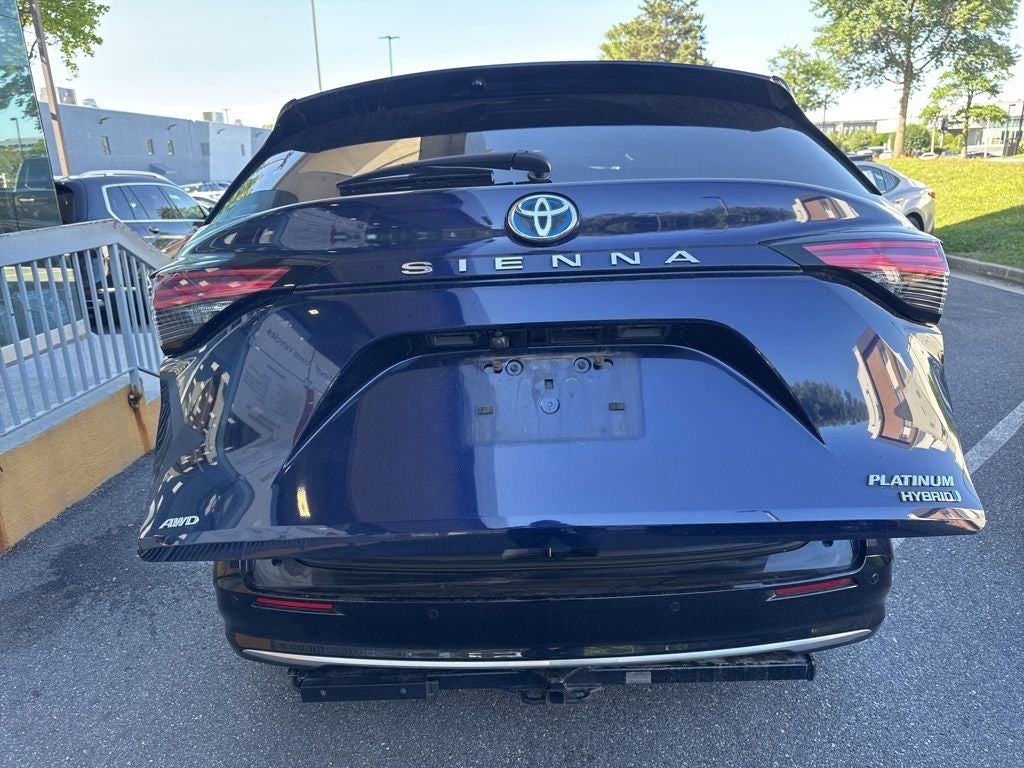 2022 Toyota Sienna Platinum 7 Passenger