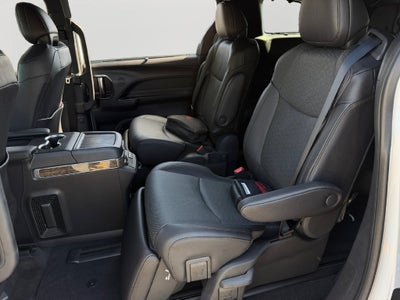 2026 Toyota Sienna Platinum 7 Passenger