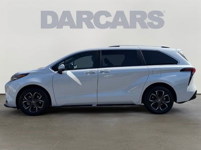 2026 Toyota Sienna Platinum 7 Passenger