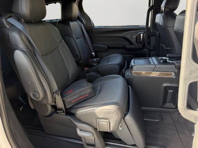 2026 Toyota Sienna Platinum 7 Passenger