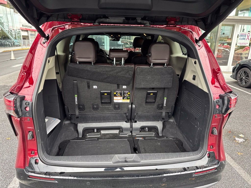 2023 Toyota Sienna Platinum 7 Passenger