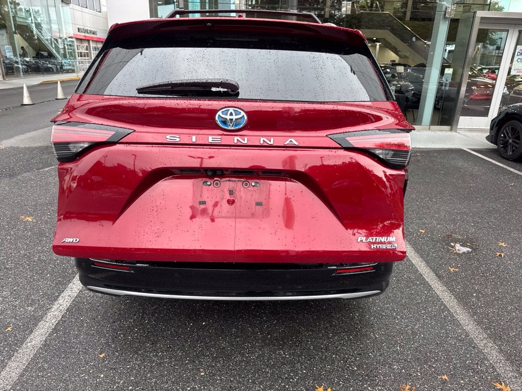 2023 Toyota Sienna Platinum 7 Passenger