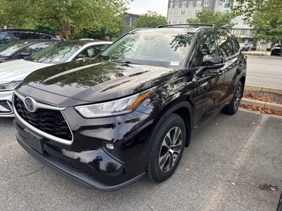2020 Toyota Highlander Hybrid XLE