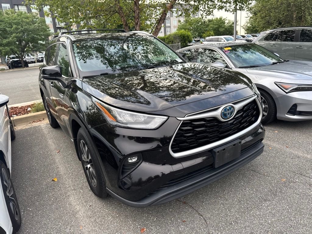 2020 Toyota Highlander Hybrid XLE