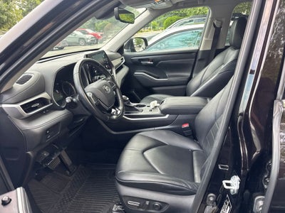 2020 Toyota Highlander Hybrid XLE