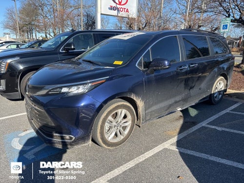 2023 Toyota Sienna XLE