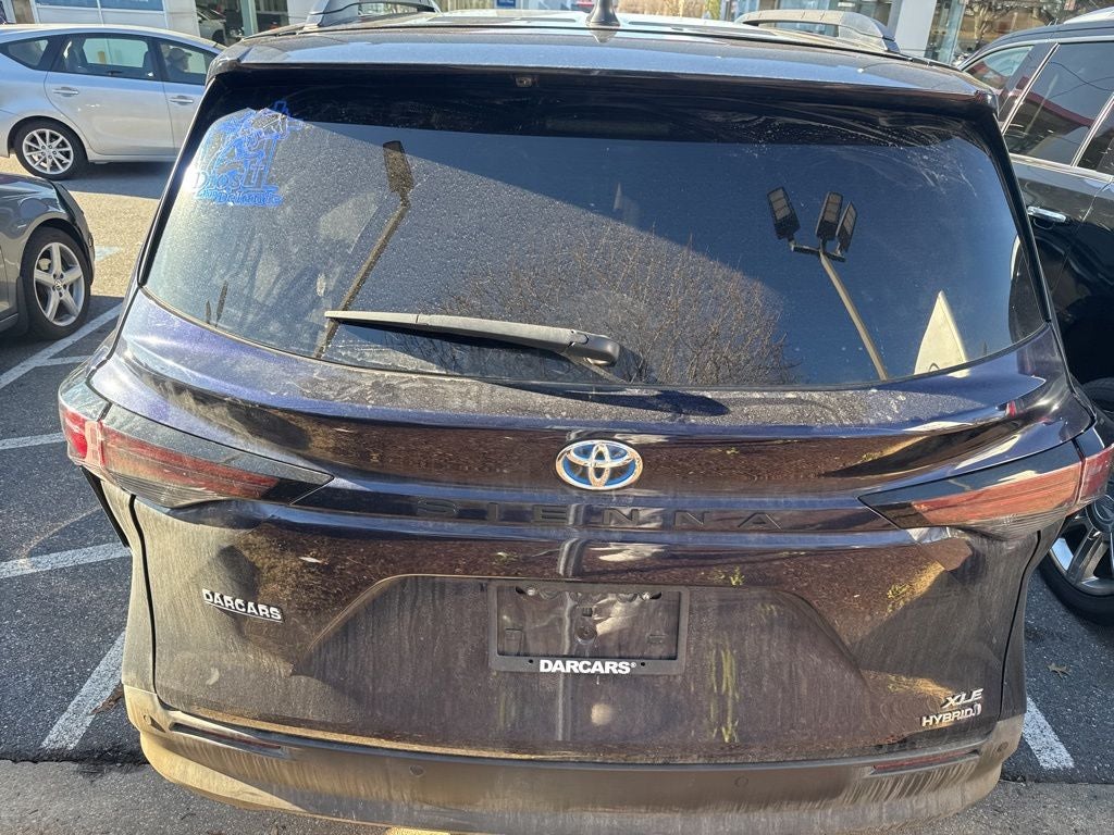 2023 Toyota Sienna XLE