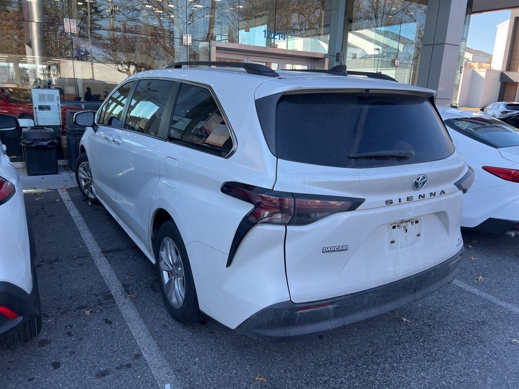 2023 Toyota Sienna XLE