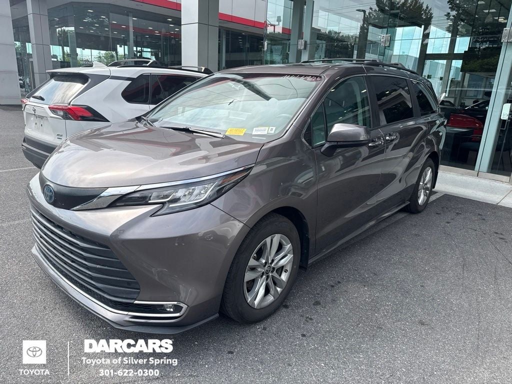 2022 Toyota Sienna XLE 7 Passenger