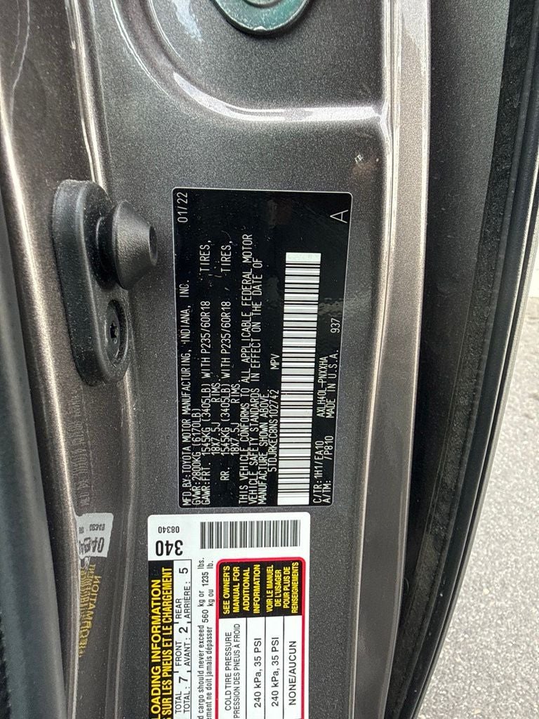 2022 Toyota Sienna XLE 7 Passenger