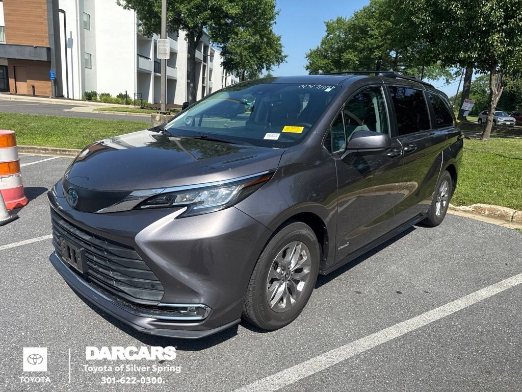 2021 Toyota Sienna XLE 7 Passenger