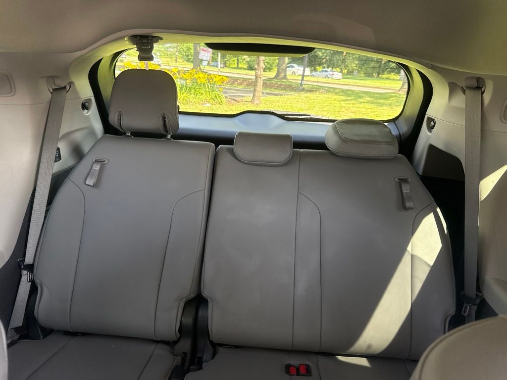2021 Toyota Sienna XLE 7 Passenger