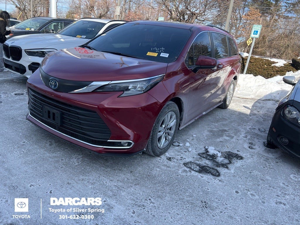 2024 Toyota Sienna XLE 7 Passenger