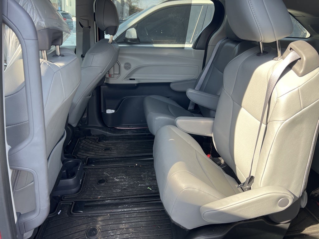 2024 Toyota Sienna XLE 7 Passenger