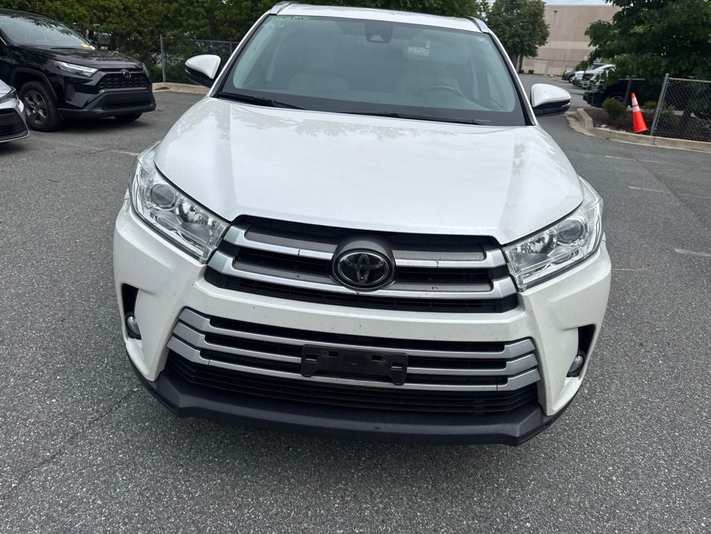 2018 Toyota Highlander XLE Super Clean!