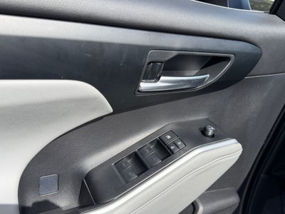 2025 Toyota Highlander Hybrid XLE